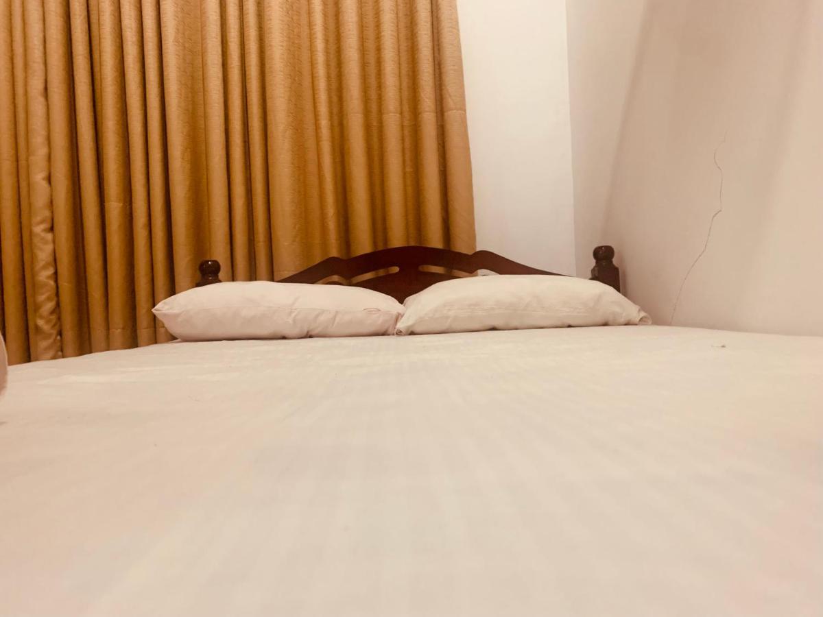 Jungle City Hostel ガル エクステリア 写真