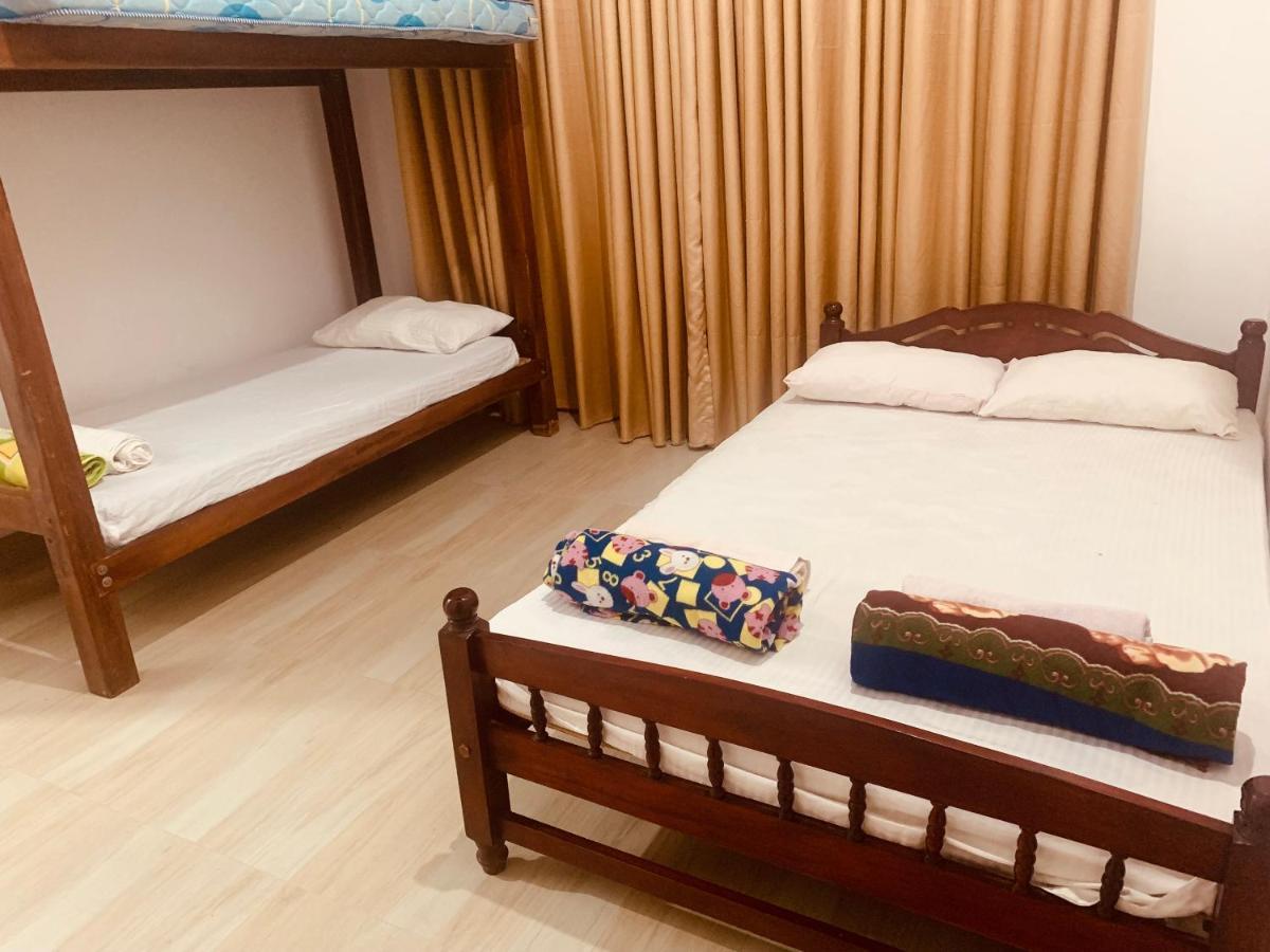 Jungle City Hostel ガル エクステリア 写真